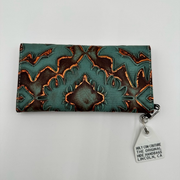 Holy Cow Couture Bandit Wallet - Picture 6 of 9